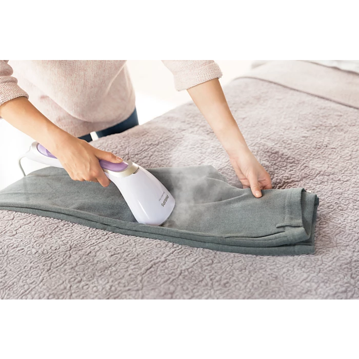 Philips Handheld garment steamer GC360/36